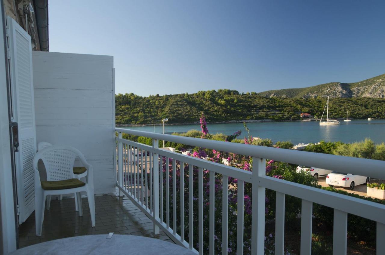 Fei Fei Apartments 2 Račišće Bagian luar foto